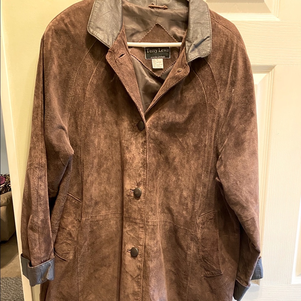 Suede and leather jacket